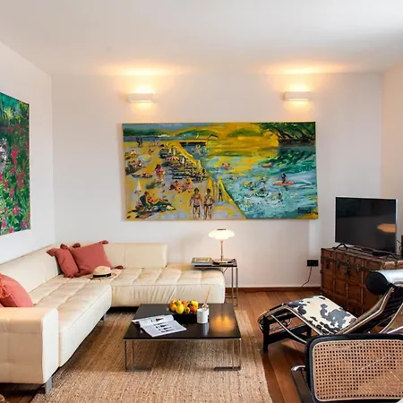 Airy Seafront 1920s Apartment