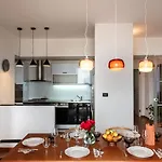Spacious 3br Seaview Near Old Town & Апартаменты